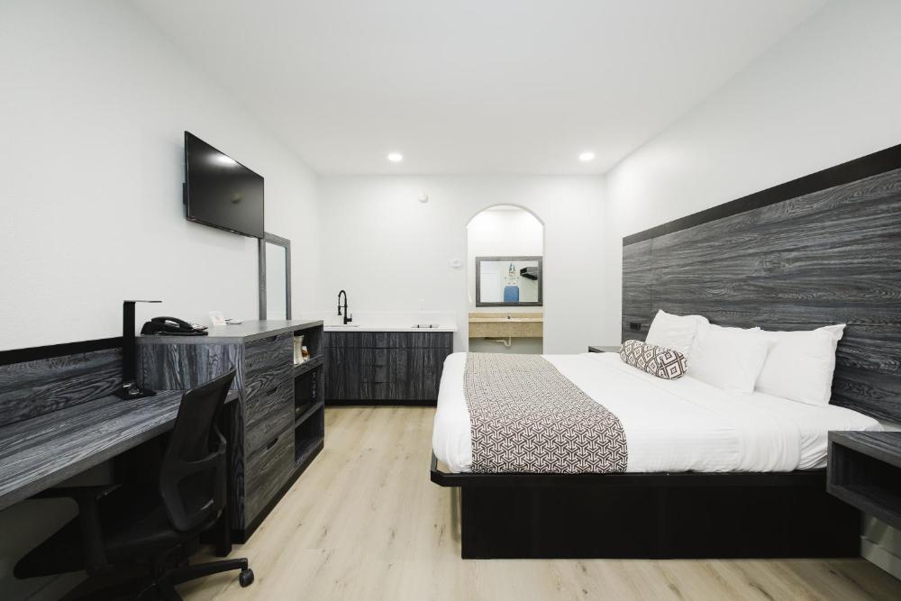King Room with Kitchenette interior